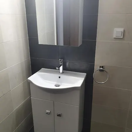 Callisto 4 Apartment *
