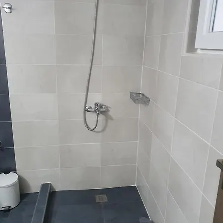 Callisto 4 Ermoupoli