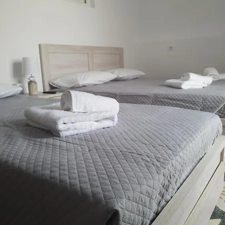 Callisto 4 Apartment Ermoupoli