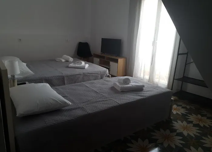 Callisto 4 Ermoupoli